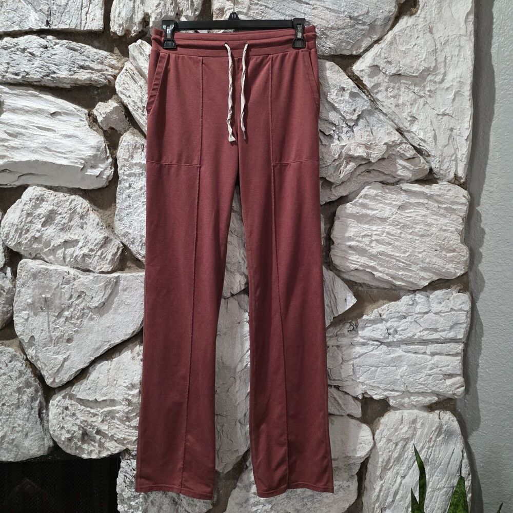 Vuori Halo Essential Pant Red Dreamknit Drawstring Pockets Midrise XS